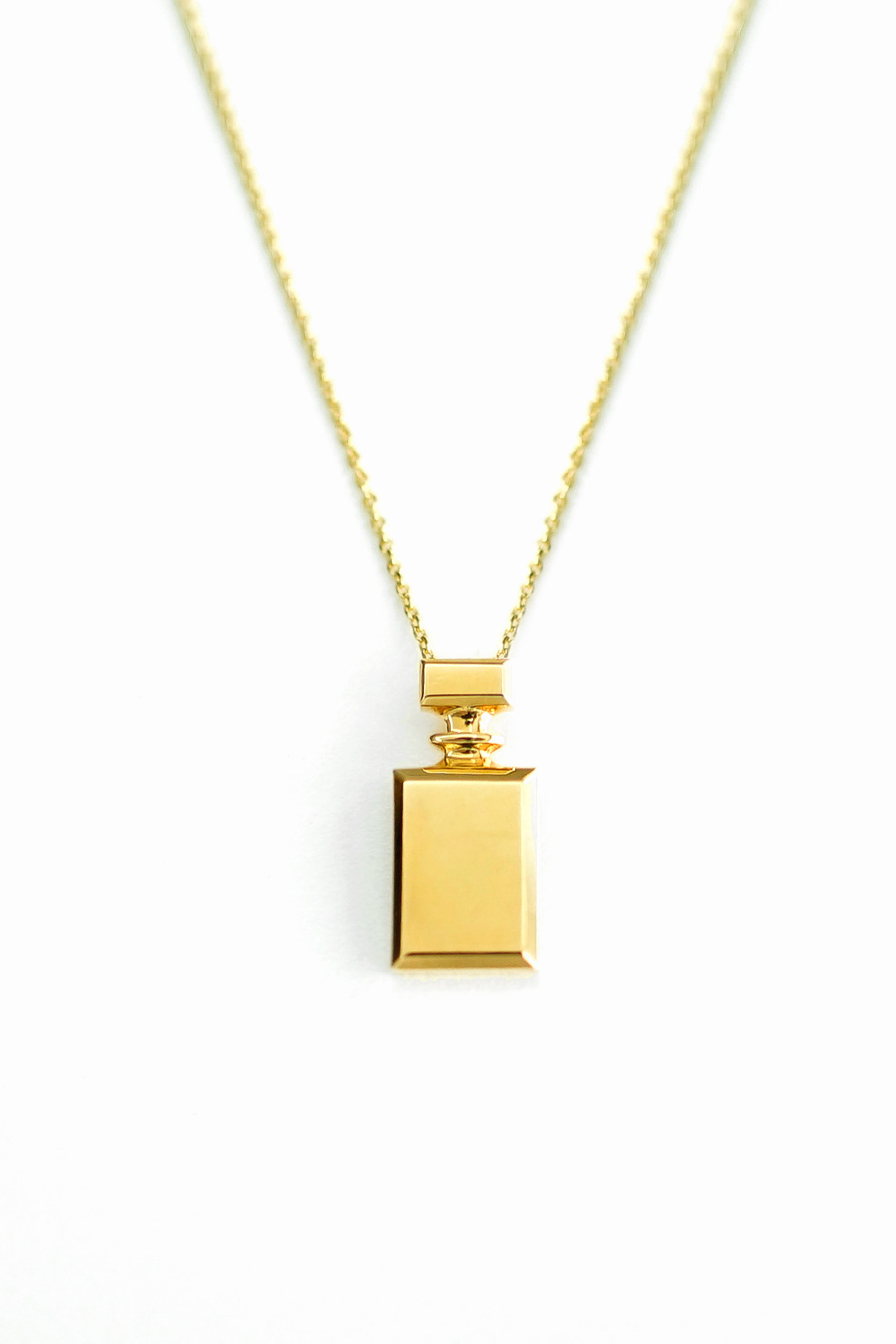VG_BOLD SQUARE PERFUME NECKLACE1