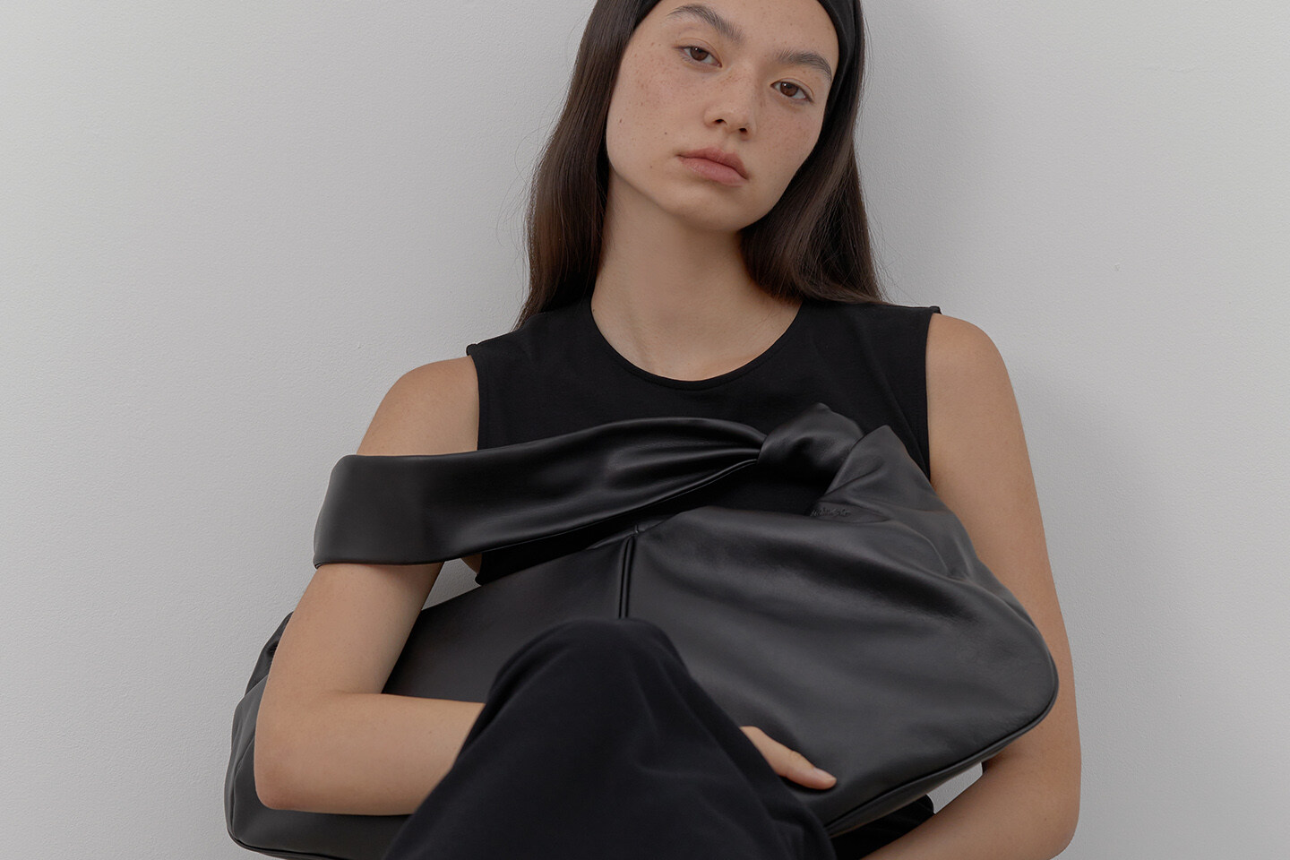 ◆Archivepke◆ Puffy shoulder bagDust black 한섬 EQL