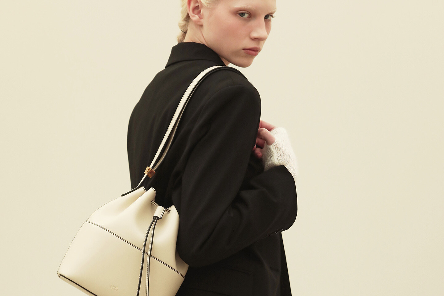 AMAG STUDIO トートバッグ Chic Ville Slim Bag Black BAGS - BAGS - AMAG STUDIO