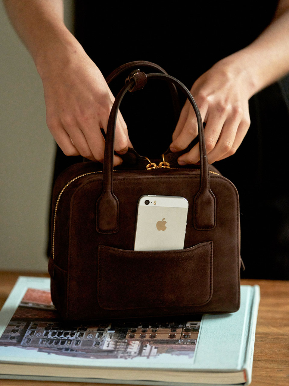★DE MERIEL★ Cayley Boston Bag Choco Brown CAYLEY BOSTON Designer fashion, Seoul-fully created | W Concept