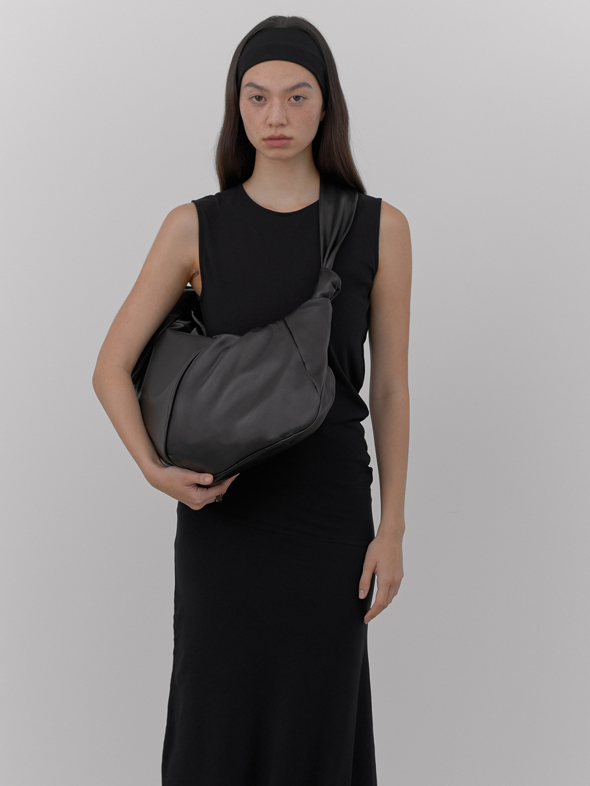 ショルダーバッグ・ポシェット HEEARI [10th Reorder] Aurora Shirring Duffle Bag Aurora Shir GQBR23122875637_0_ORGINL_17037