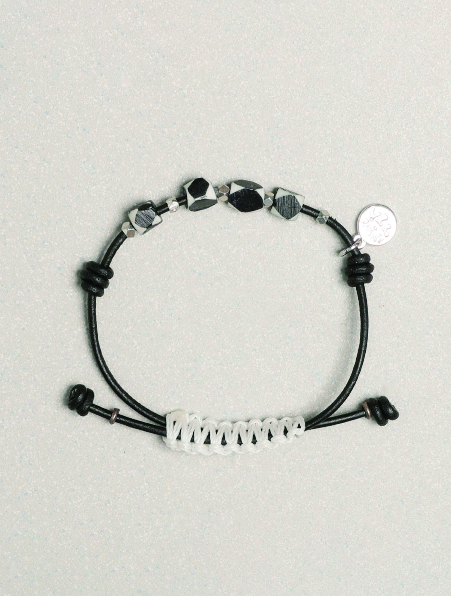 ●tow tow archive● dice bracelet black TBH42ABTB017 TOWTOW ARCHIVE Dice Bracelet