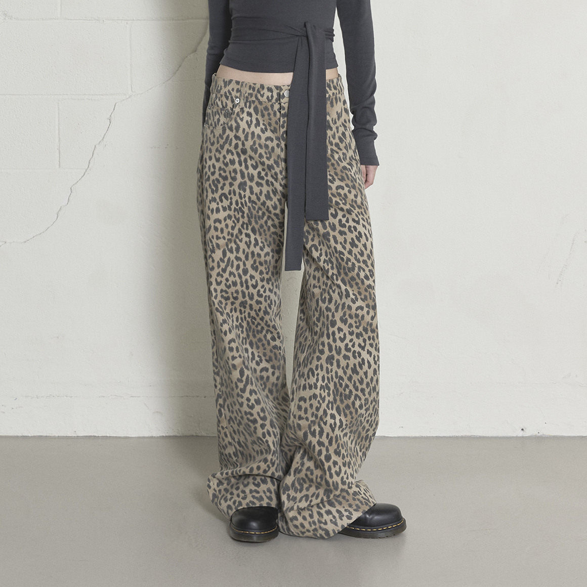 Ordes ♥ LEOPARD STRAIGHT PANTS /追跡付 ORDES】LEOPARD STRAIGHT PANTS ☆ジェニー着用☆ 追跡付 (Ordes