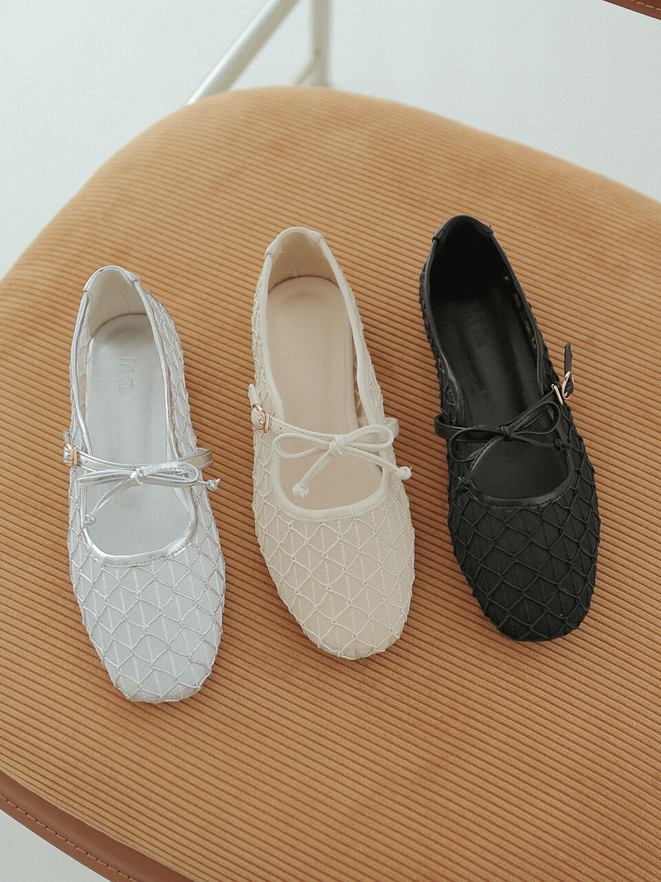フラットシューズ ^fri fla^ 20A710 cream pumps 20A710 cream slingback Sophia Mule Pumps In Cap-toe Faille For Women | J.Crew
