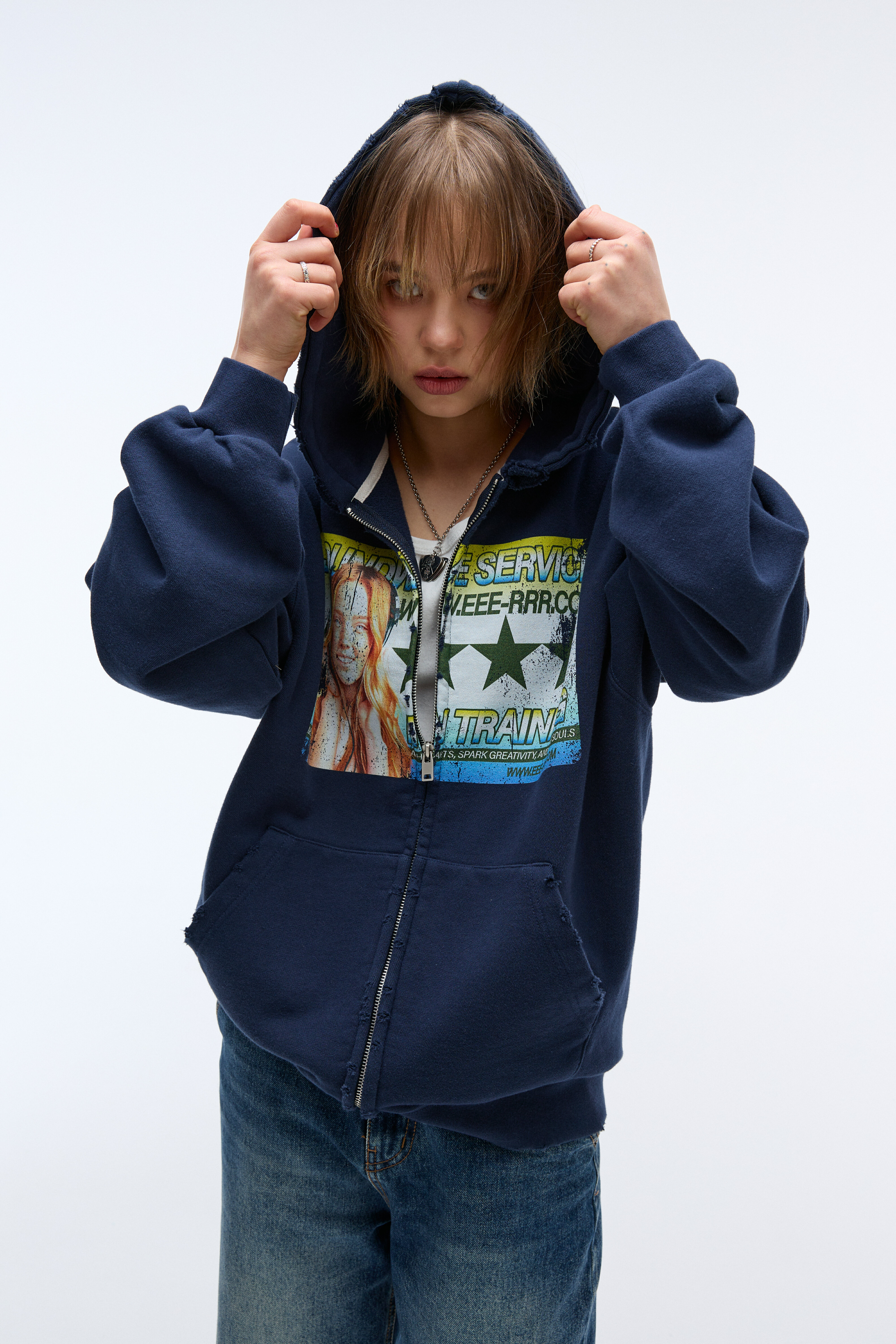 【THE MUSEUM VISITOR】RABBIT EMBROIDERY ZIPUP HOODIE/追跡付 RABBIT EMBROIDERY ZIPUP HOODIE (GREY) : THE MUSEUM VISITOR