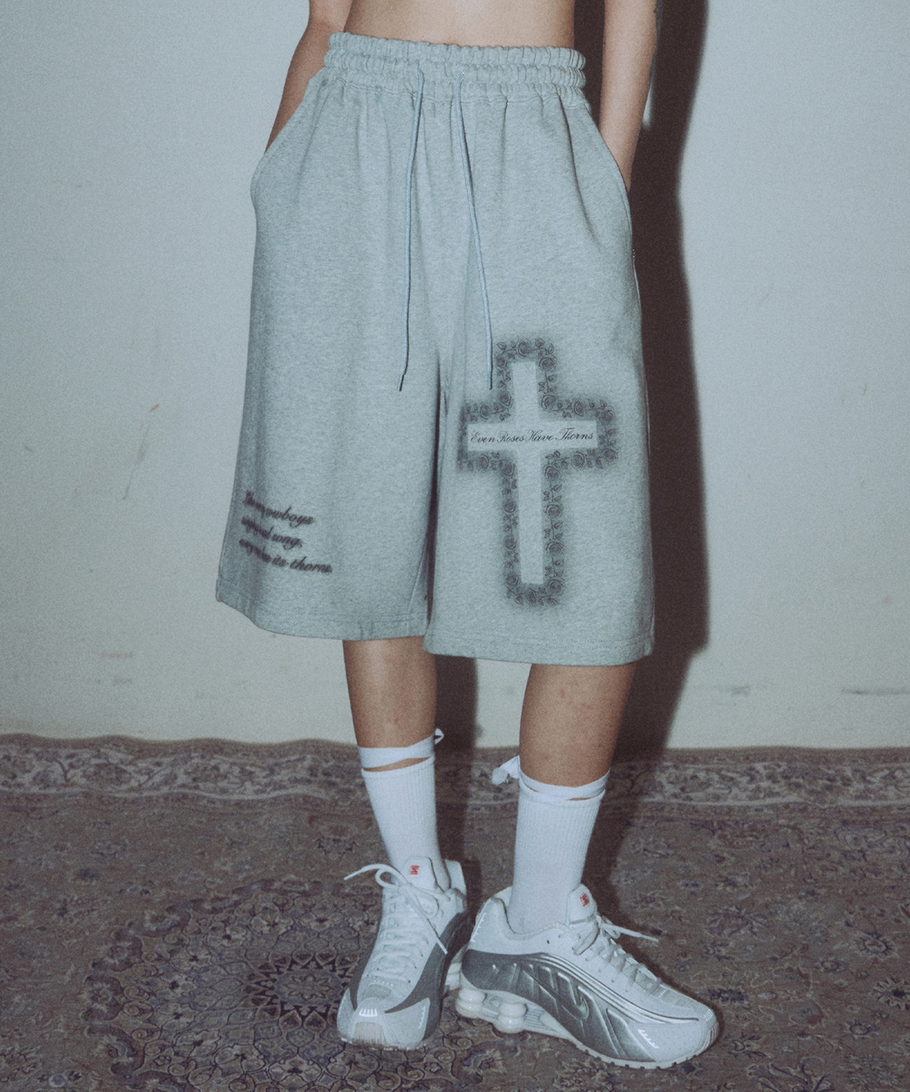【韓国NIIER NOR ニアノア】BACK-CROSS WIDE DENIM PANTS_INDIGO 韓国NIIER NOR ニアノア】BACK-CROSS WIDE DENIM PANTS_INDIGO