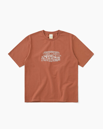Kiosk S/S Tee Brick