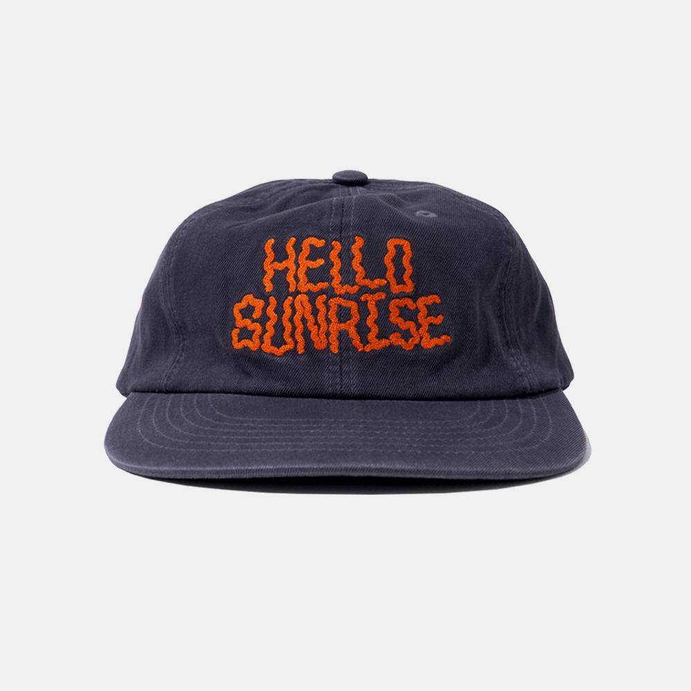 Hello Sunrise-ドゥードゥルタイポリラックスドフィットキャップ HELLO SUNRISE キャップ 帽子 「別注」「HELLO SUNRISE」ロゴ