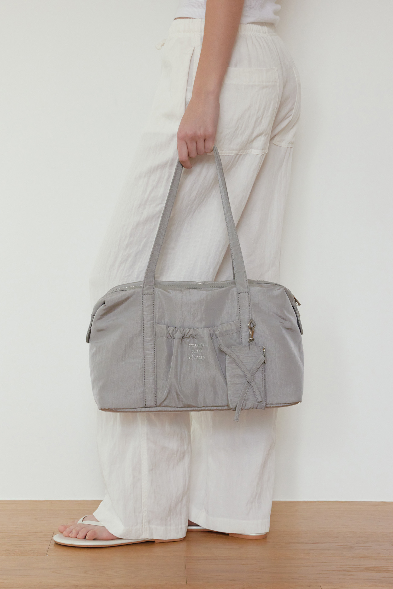 ★mucu and ebony★ Ballon Bag _ Oatmeal MUSINSA | MUCU AND EBONY Ballon Bag Ballon Bag Oatmeal