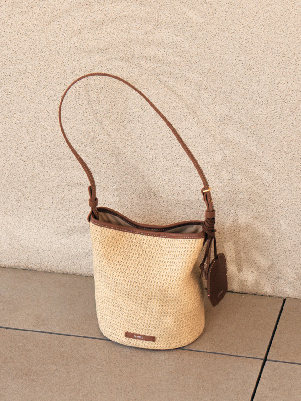 【DE MERIEL】Veneta Weaving Bucket Bag☆韓国☆バッグ☆送料込 DE MERIEL】Veneta Weaving Bucket Bag☆韓国☆バッグ☆送料込