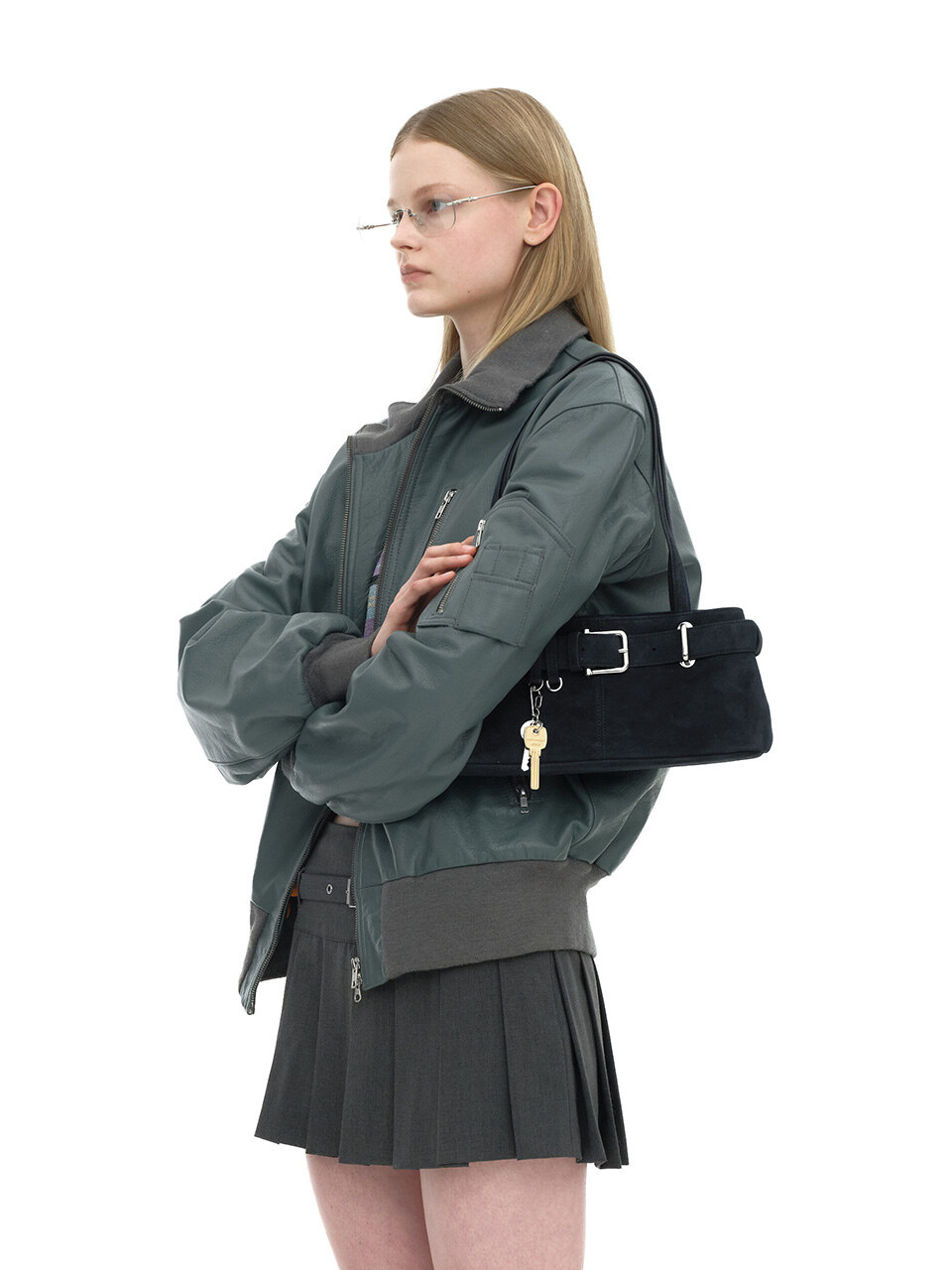 OSOI SHELL BROT (NAVY) Shell Brot Large Bag by OSOI Online | THE